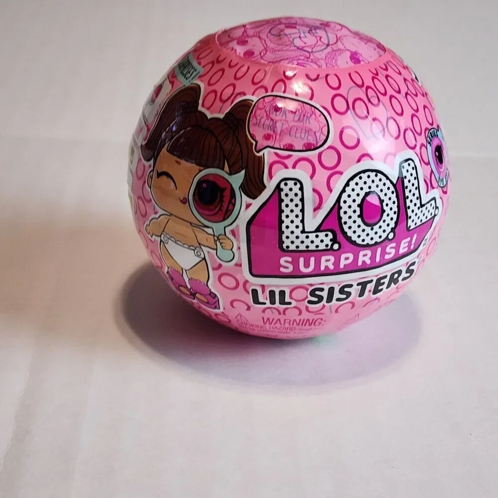 L.O.L.  LIL SISTERS SURPRISE BALL